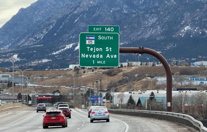 S Tejon Street and S Nevada Avenue exit sign from I-25 southbound