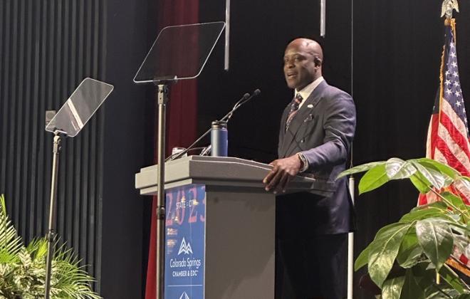 Mayor Yemi Mobolade speaks from the podium for the 2023 state of the city address